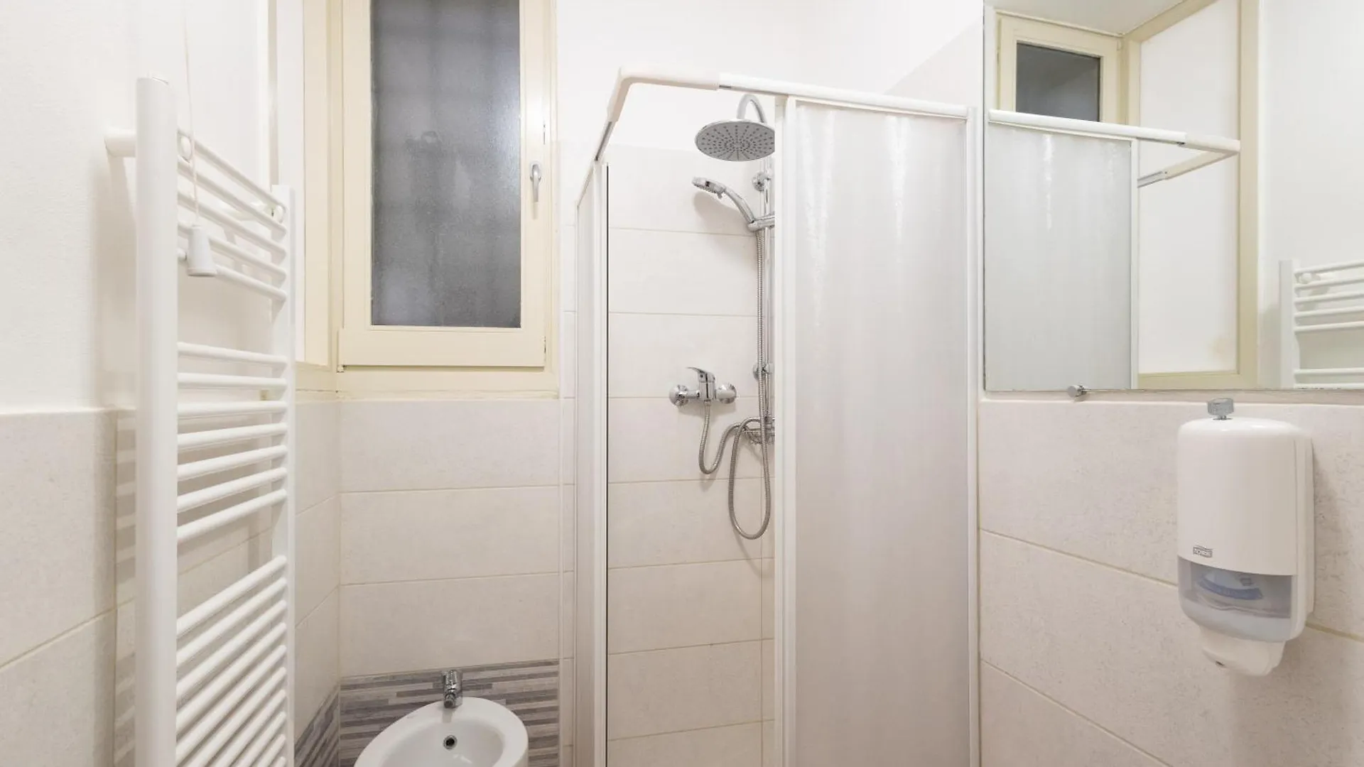 Appartamento Tourist House Bologna Pratellino - Self Check-In 0*,  Italia